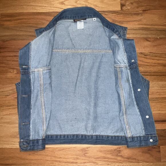 Vintage Faded Glory Denim Vest Women’s Size Medium Silver Concho Embellishments - Picture 5 of 11